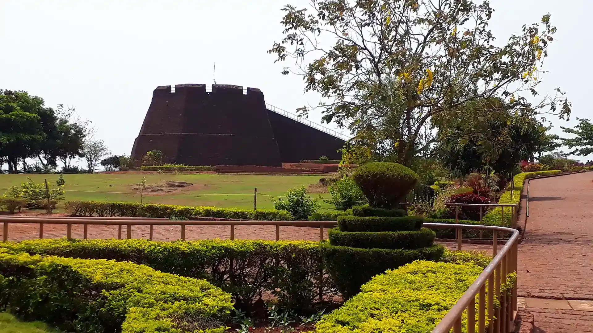 Bekal Fort is a coastal fortress in Kerala, known for its scenic sea-facing ramparts and historic charm.
