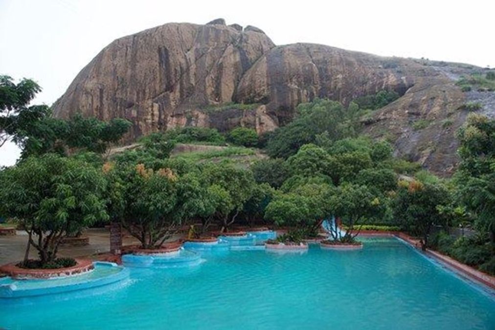 Famous as the shooting location of the Bollywood movie ‘Sholay,’ this place is known for its massive rocky hills.