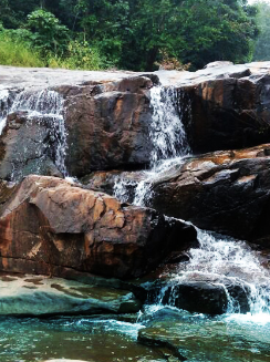 A scenic hill town inhabited by the Kandha tribe, known for its untouched nature and deep-rooted traditions.