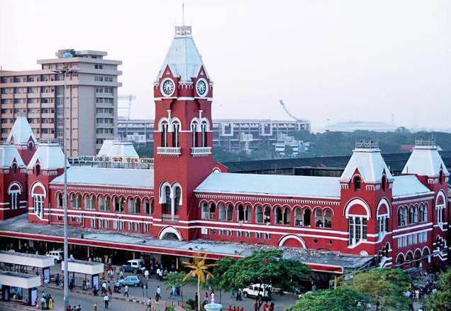 A blend of tradition and modernity with Marina Beach, Kapaleeshwarar Temple, and vibrant arts.