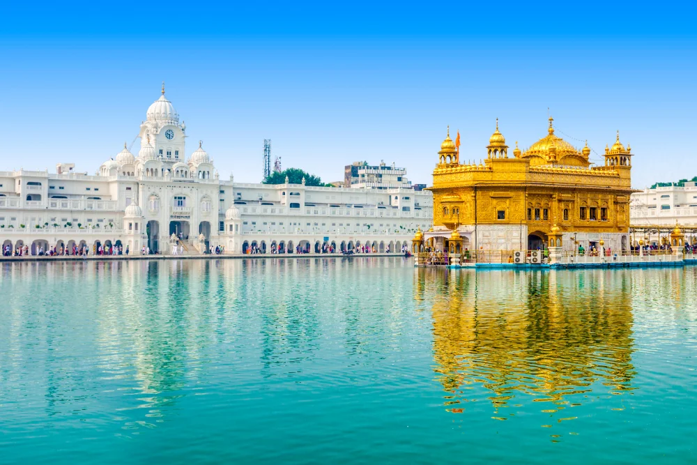 A sacred Sikh shrine in Amritsar (Punjab), symbol of peace and devotion.