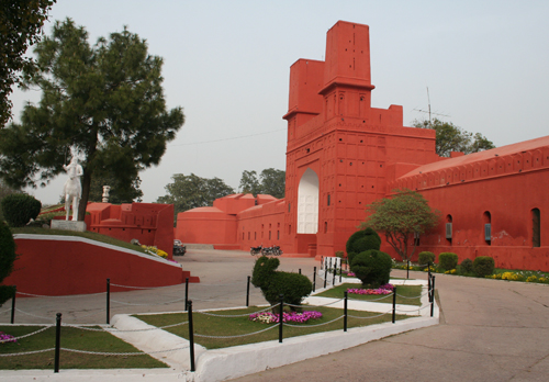 A historic fort turned police academy, reflecting Indo-European military architecture and colonial past.