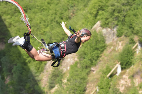 Take the plunge with thrilling bungee jumping in Rishikesh, India’s ultimate adventure spot.
