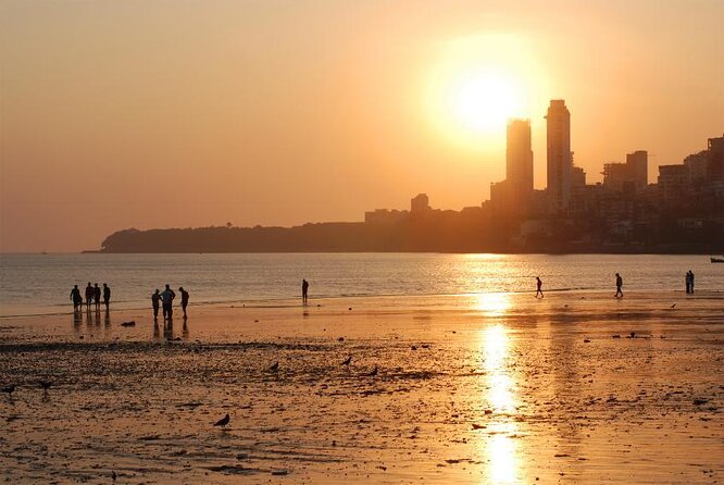Chowpatty Beach is one of the bustling places to visit in Mumbai for food and fun