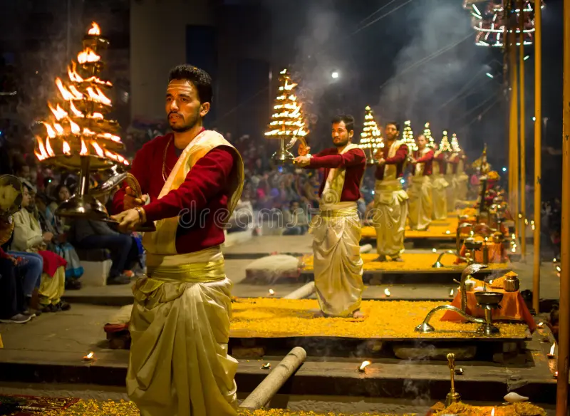 Be mesmerized by the sacred Ganga Aarti dance in Rishikesh, a nightly ritual.