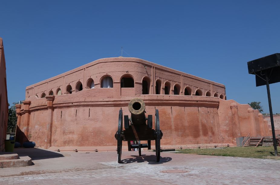 Gobindgarh Fort is a cultural and historical landmark in Amritsar.