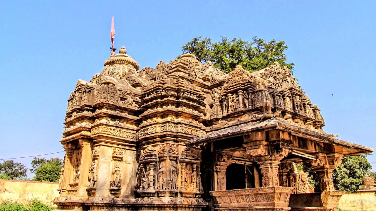 Jagat Temple is one of the ancient and artistically rich places to visit near Udaipur.