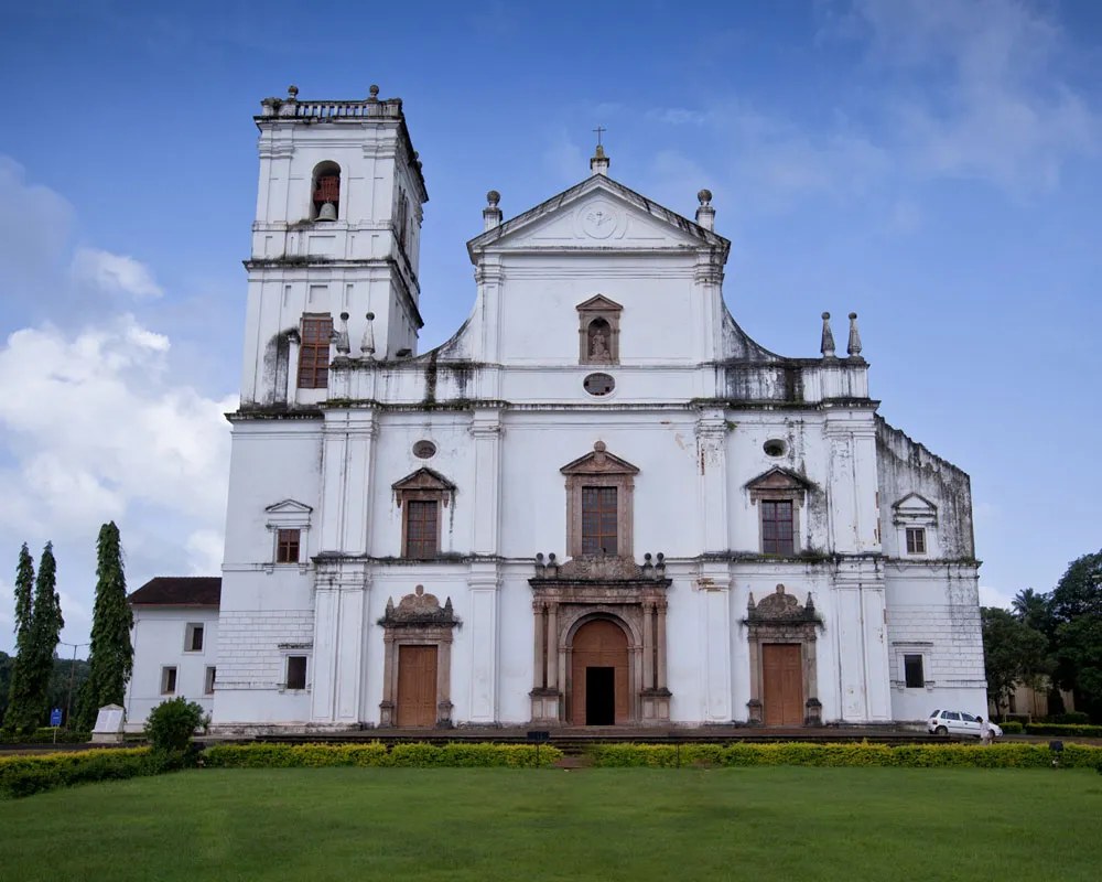 Historic Old Goa churches – 16th-century Portuguese Baroque architecture, including the revered Basilica of Bom Jesus housing St. Francis Xavier’s relics.