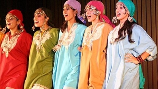 Women performing the traditional Rouf dance in Jammu & Kashmir.