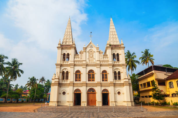 Grand white facade of Santa Cruz Cathedral Basilica, a historic Catholic church.