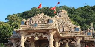 Pilgrims climbing to Bambleshwari Temple in Dongargarh, Chhattisgarh.