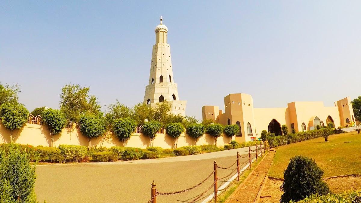 Fateh Burj near Chandigarh, the tallest victory tower in India