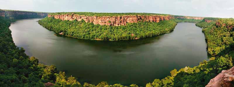 Serene Garadia Mahadev view point overlooking Chambal in Rajasthan