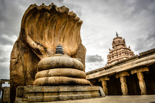 Lepakshi Temple, famous for its Vijayanagara-era architecture and hanging pillar.