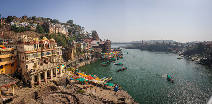 Omkareshwar Jyotirlinga, a divine place to visit in Madhya Pradesh on an island in the Narmada River.