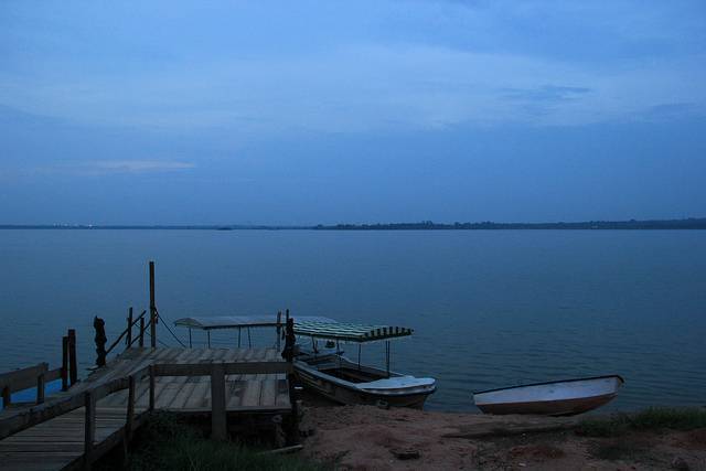 Birdwatching at Ousteri Lake's freshwater ecosystem