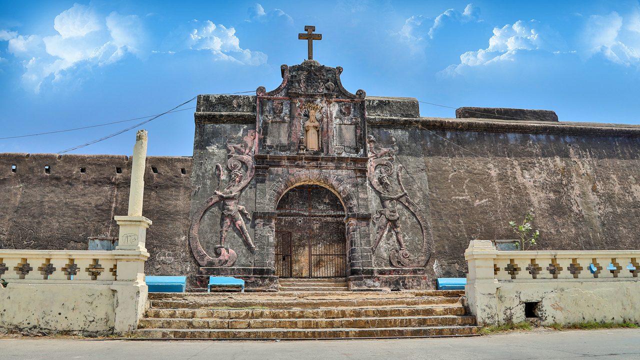 Historic St. Jerome Fort in Daman and Diu overlooking the sea