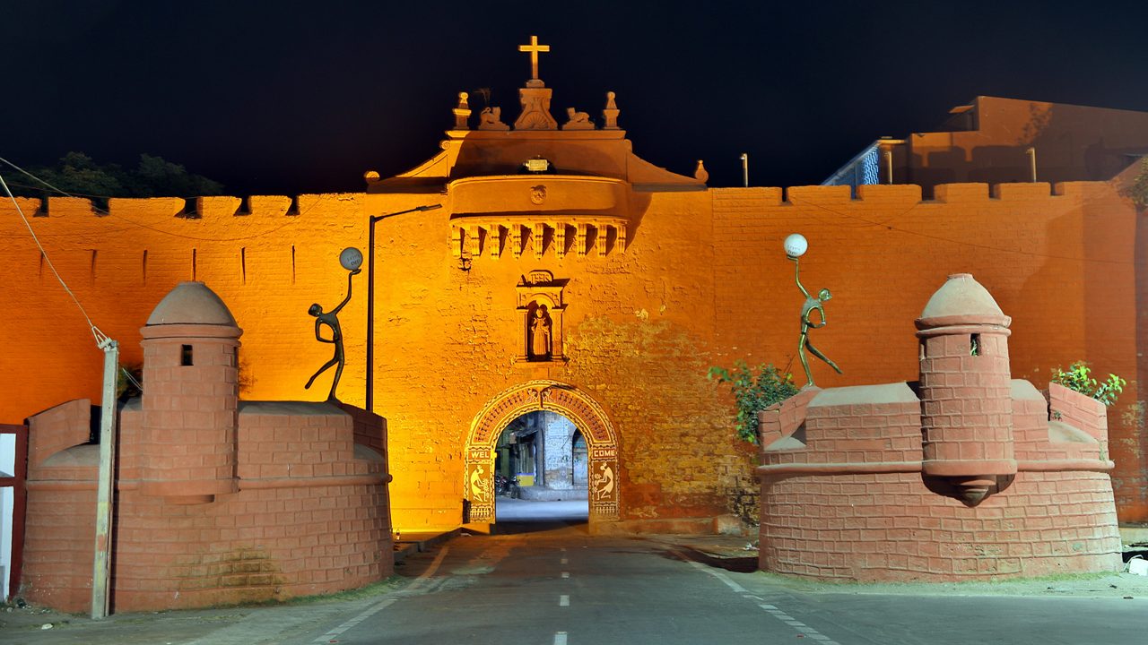 Zampa Gateway in Daman and Diu, a relic of Portuguese fortifications