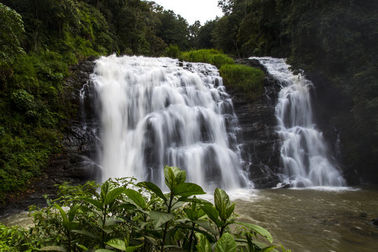 Abbey Falls, one of the best places to visit in Coorg, surrounded by coffee plantations and lush greenery.