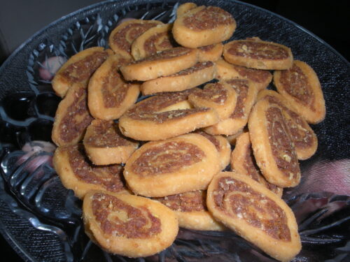 Crisp Bhakarwadi snacks, a famous tea-time treat from Pune.