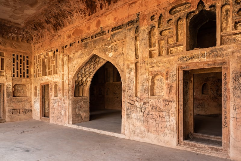 Historic Ginnorgarh Fort near Bhopal, offering panoramic views and medieval architecture."