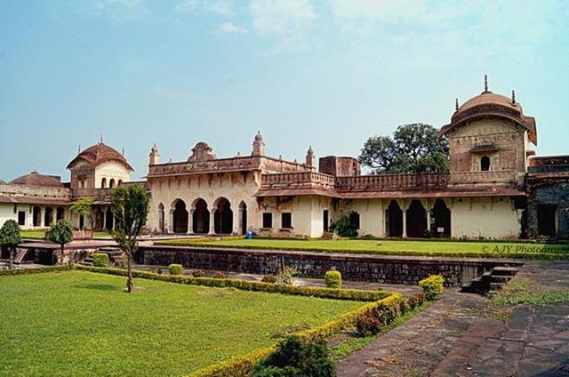 Mughal-era palace complex in ruins