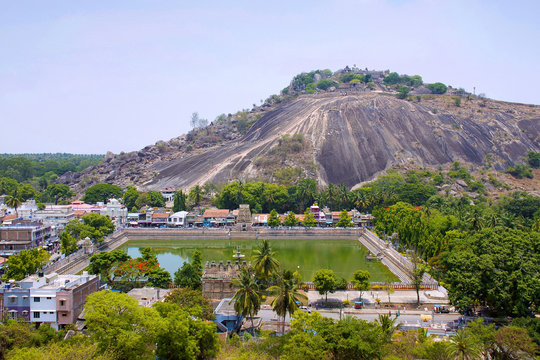 Monolithic Bahubali statue near Mangaluru City Page