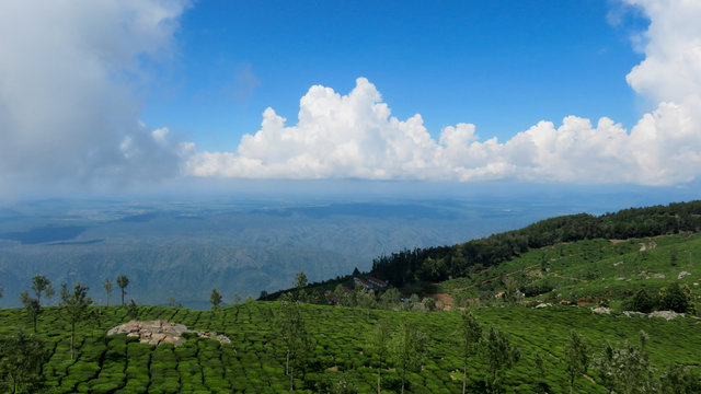 A serene getaway among places to visit near Ooty, offering stunning viewpoints and waterfalls.