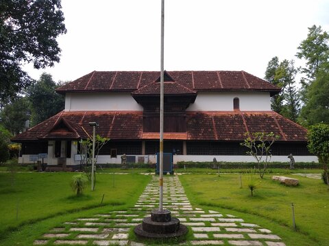 Historical Places to Visit in Thiruvananthapuram include this 16th-century palace with folklore museum.