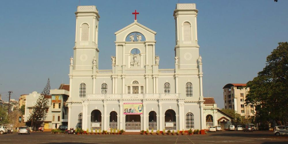 Milagres Church, a historic place to visit in Mangaluru with Gothic architecture.