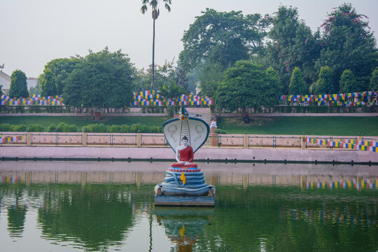 Muchalinda Lake, a serene Buddhist place to visit in Gaya's temple complex