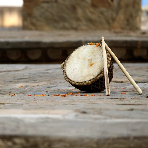 City Page Ranchi celebrates Nagpuri folk music performances by tribal artists.
