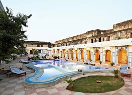Lakeside view of Nimaj Palace near Jodhpur.