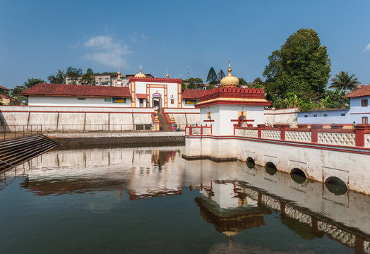 Omkareshwara Temple, a unique religious place to visit in Coorg with mixed architecture.