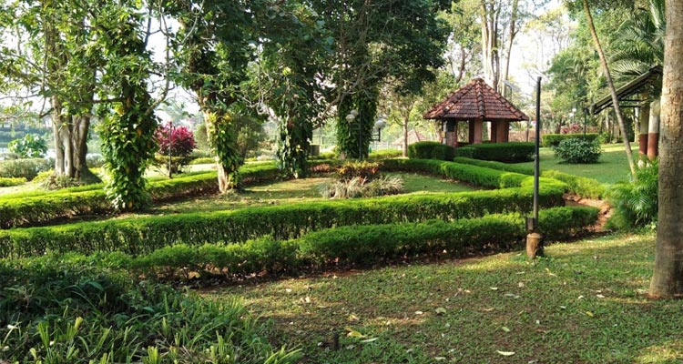 Pilikula Nisargadhama, a nature-themed place to visit in Mangaluru for families.