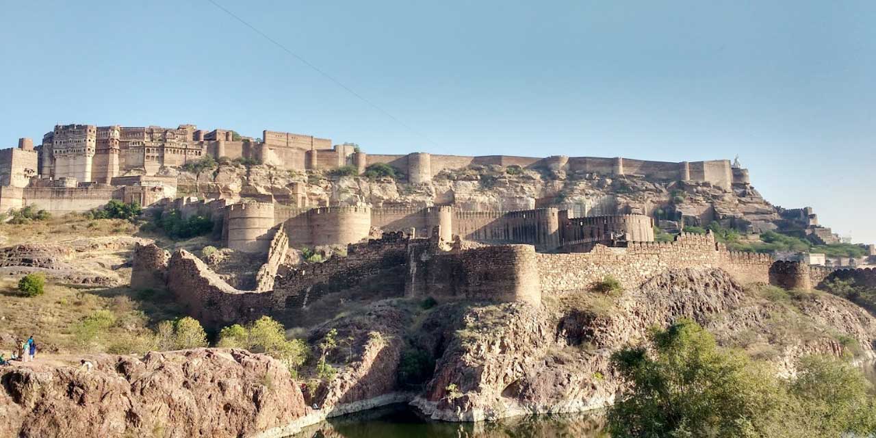 Rocky terrain at Rao Jodha Desert Park near Mehrangarh Fort.