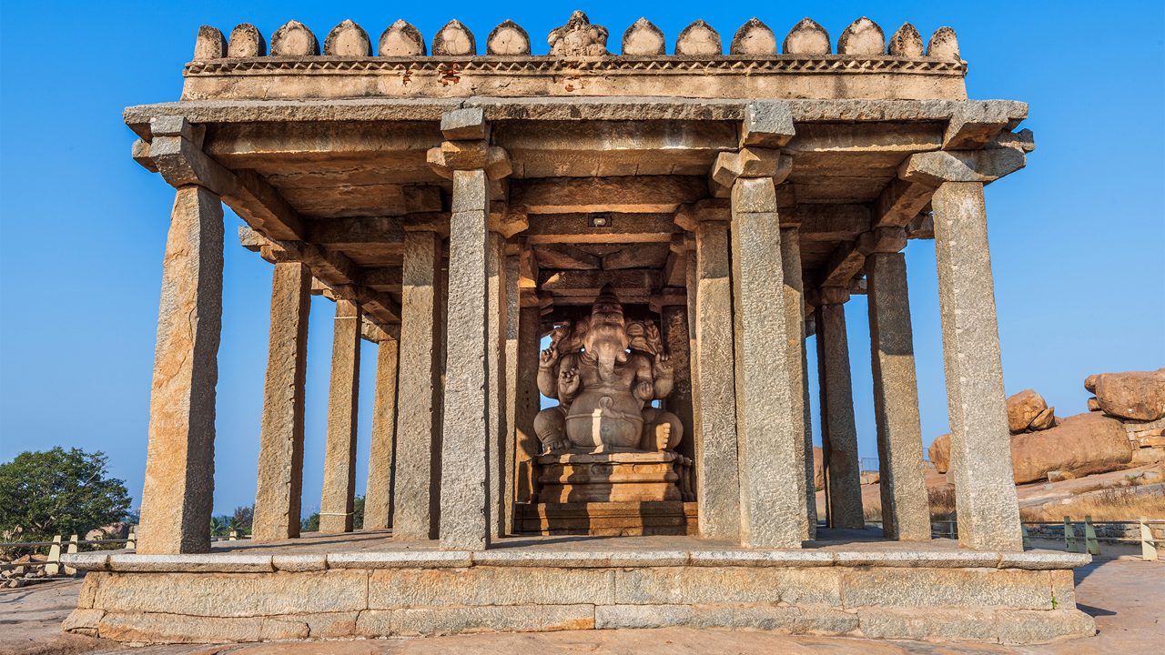 Giant monolithic Ganesha statue in Hampi