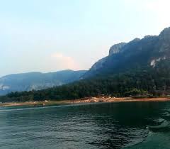 Scenic lake and boating at Satrenga, the 'Mini Goa' of Chhattisgarh.