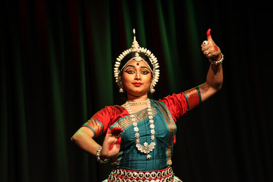 Vibrant Yakshagana dance performance featured on Mangaluru City Page, showcasing traditional costumes and makeup