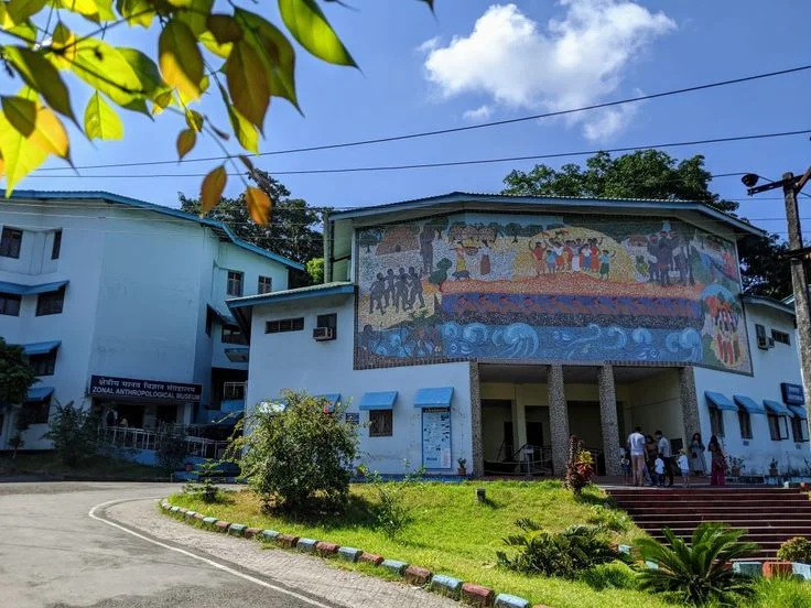 An insightful place to visit in Andaman, displays tribal artifacts, traditional arts, and the cultural evolution of the islands.