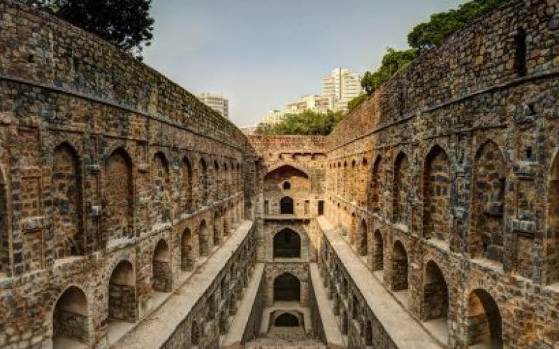 Agrasen ki Baoli​