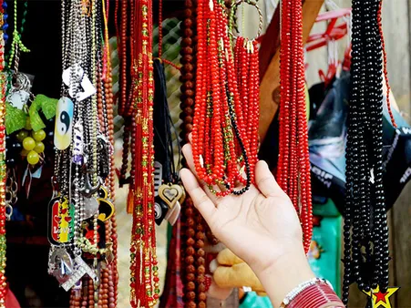 Local accessories of Siliguri in famous markets.