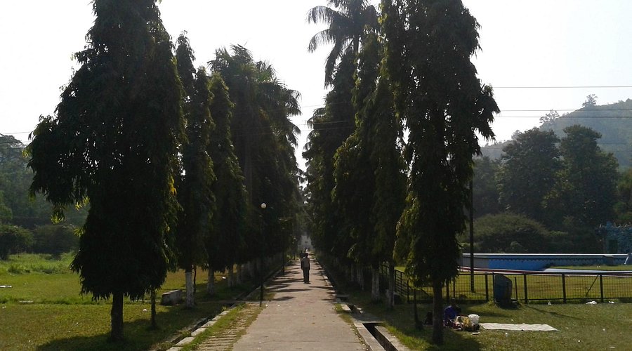 Beautiful urban park with fountains and leisure spaces, great for family outings in Rourkela.