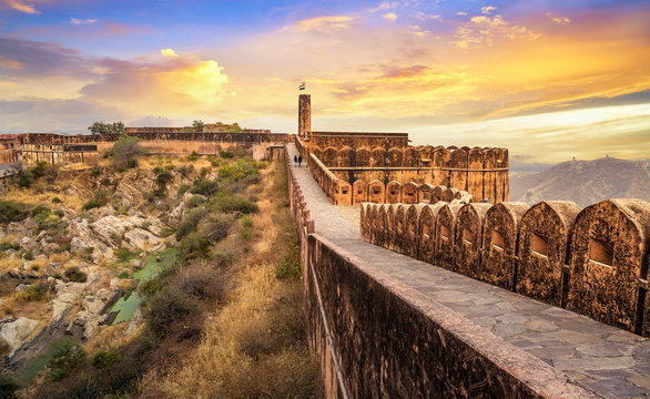 Jaigad Fort near Ratnagiri, an ancient sea fort at the confluence of river and sea.