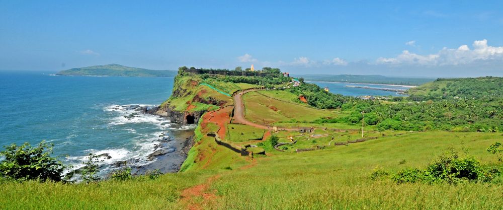 Ratnadurg Fort, a 17th-century coastal fort with a lighthouse in Ratnagiri.