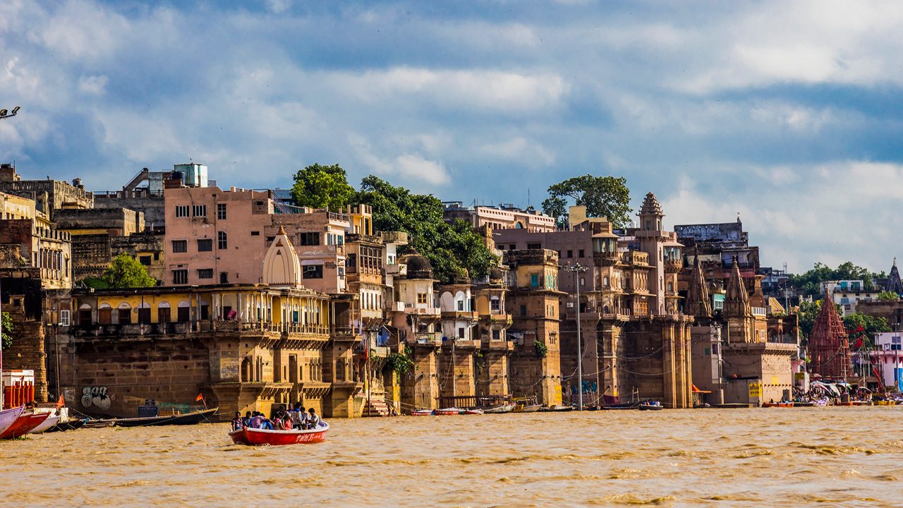 Dashawatar Ghat Varanasi India’s Spiritual and Cremation Ghat