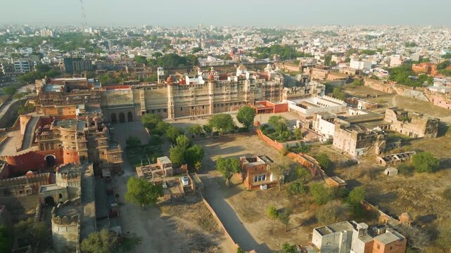 Wander through the vibrant lanes of Bikaner Old City, a historic place to visit in Bikaner.