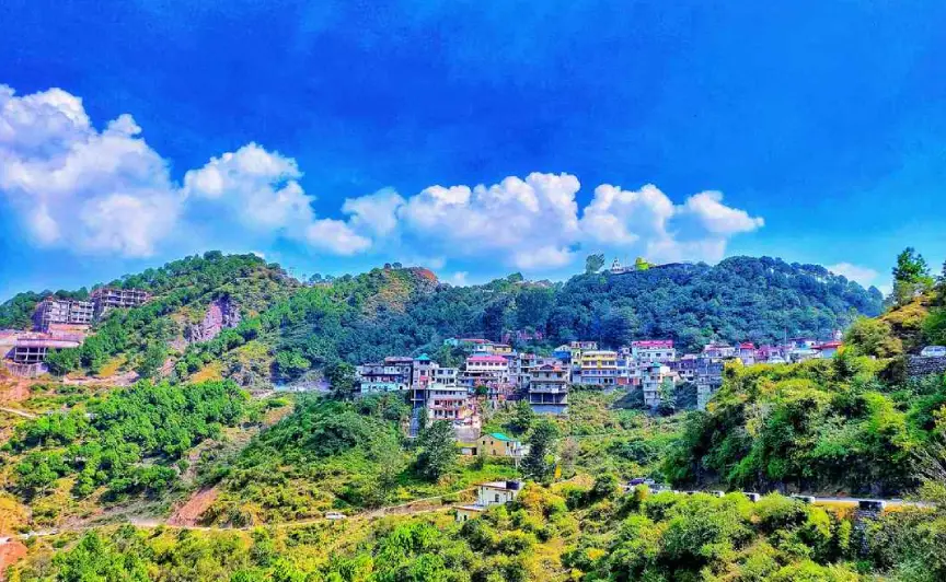 The modern planned city of Chandigarh, a common gateway to Kasauli.