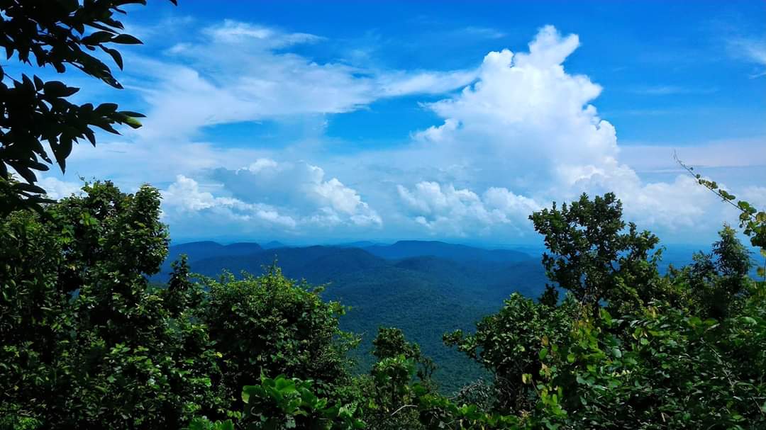 East India's Famous Hill Stations is beautiful all around