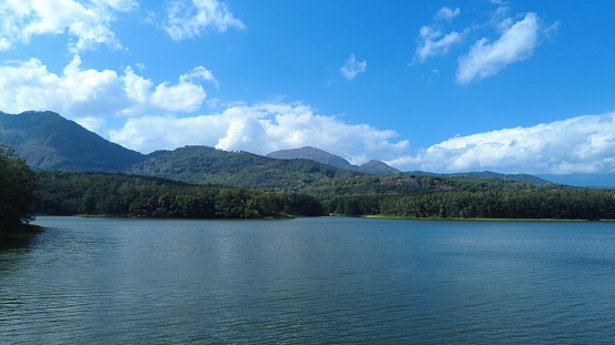 Koothapar Dam, a calm reservoir ideal for a quiet stop.